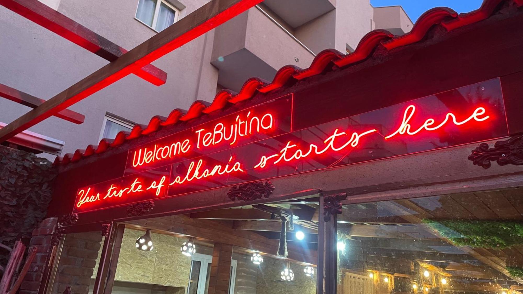 Te Bujtina Hotel- Cozy Stay With Traditional Breakfast Near Beach Golem  Exterior foto