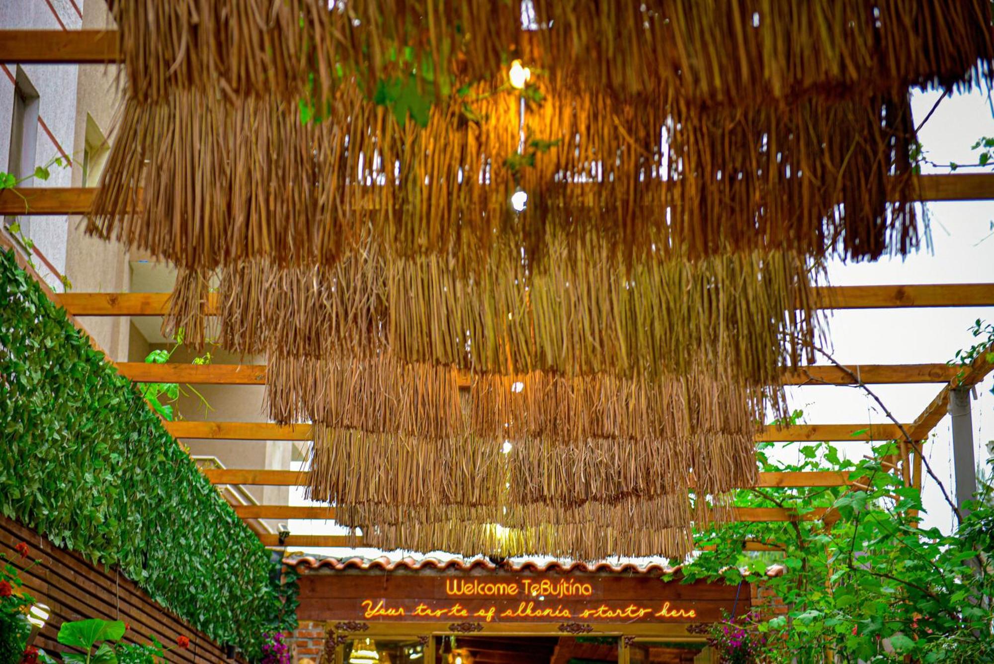 Te Bujtina Hotel- Cozy Stay With Traditional Breakfast Near Beach Golem  Exterior foto